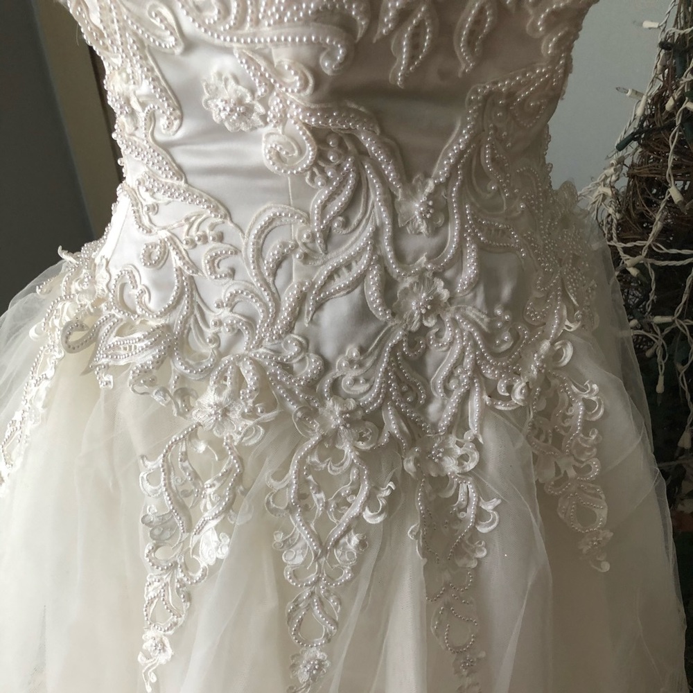 Wedding dress size 6